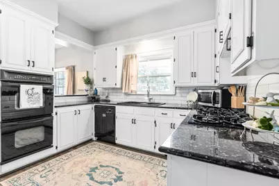 2509 Wooded Acres Drive, Waco, TX 76710 - Photo 7