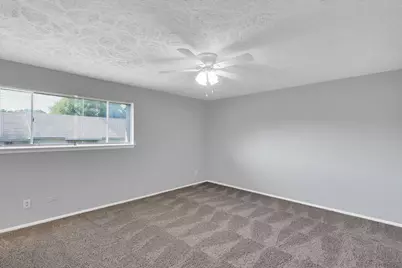 125 W Mountain Creek Drive #16, Grand Prairie, TX 75052 - Photo 13