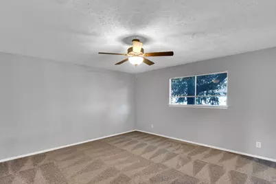 125 W Mountain Creek Drive #16, Grand Prairie, TX 75052 - Photo 7