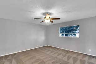 125 W Mountain Creek Dr, Grand Prairie, TX 75052 - Photo 7