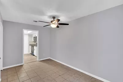 125 W Mountain Creek Drive #16, Grand Prairie, TX 75052 - Photo 17