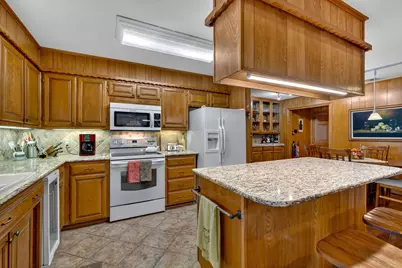 610 Panama Court, Granbury, TX 76048 - Photo 11