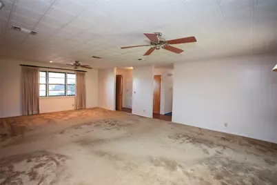 1400 Oak Hills Drive, Graham, TX 76450 - Photo 9