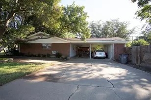 1400 Oak Hills Dr, Graham, TX 76450 - Photo 5