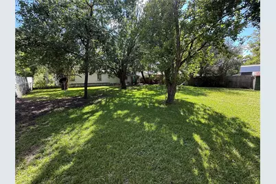 520 W Elm Street, Canton, TX 75103 - Photo 3