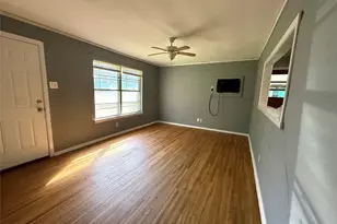 520 W Elm St, Canton, TX 75103 - Photo 17