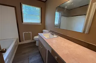 520 W Elm St, Canton, TX 75103 - Photo 13