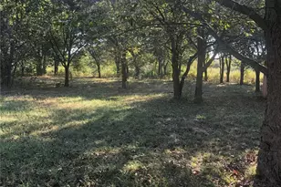 1015 County Rd 701, Cleburne, TX 76031 - Photo 5