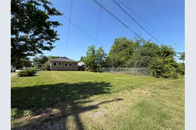 801 W Walker Street, Denison, TX 75020 - Photo 23