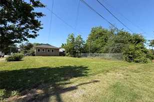 801 W Walker St, Denison, TX 75020 - Photo 23