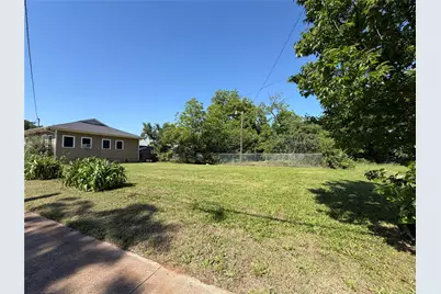 801 W Walker Street, Denison, TX 75020 - Photo 21