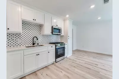 2628 Lea Crest Drive, Dallas, TX 75216 - Photo 9