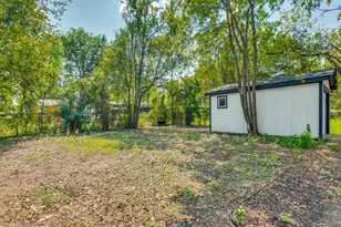 2628 Lea Crest Dr, Dallas, TX 75216 - Photo 23