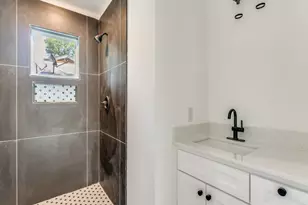 2628 Lea Crest Dr, Dallas, TX 75216 - Photo 19