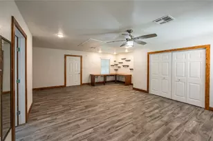 640 Ivy Ann Dr, Woodway, TX 76712 - Photo 27