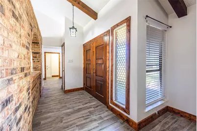 640 Ivy Ann Drive, Woodway, TX 76712 - Photo 3