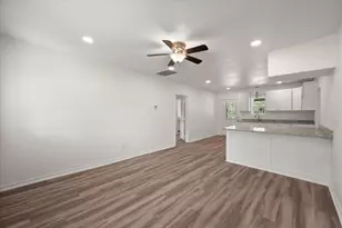 424 E 3rd St, Blooming Grove, TX 76626 - Photo 9