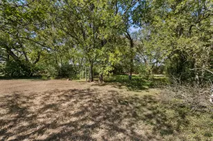 424 E 3rd St, Blooming Grove, TX 76626 - Photo 31