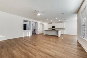 210 Peckham Dr, Justin, TX 76247 - Photo 9