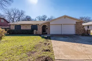 6400 Melinda Dr, Forest Hill, TX 76119 - Photo 1