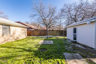 6400 Melinda Drive, Forest Hill, TX 76119 - Photo 21