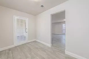 6400 Melinda Dr, Forest Hill, TX 76119 - Photo 11