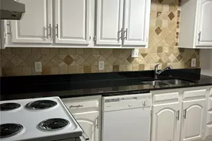 10524 Shadywood Dr, Fort Worth, TX 76140 - Photo 3