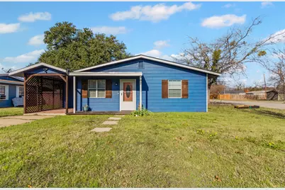 902 Turner Street, Cleburne, TX 76033 - Photo 1