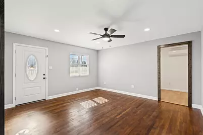 902 Turner Street, Cleburne, TX 76033 - Photo 9