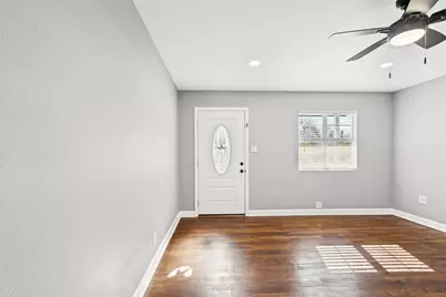 902 Turner Street, Cleburne, TX 76033 - Photo 5