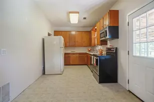 13690 Liberty School Rd, Azle, TX 76020 - Photo 9