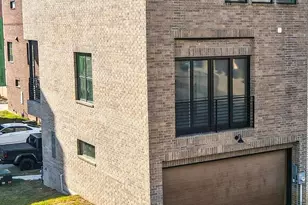 421 S Rayner St, Fort Worth, TX 76111 - Photo 37