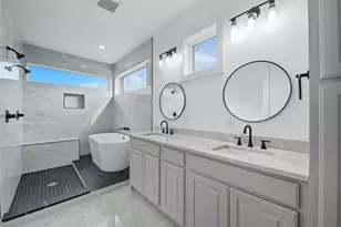 421 S Rayner St, Fort Worth, TX 76111 - Photo 21