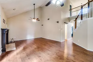 3902 Amy Ct, Arlington, TX 76016 - Photo 5