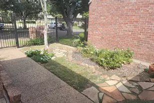 5719 Encore Dr, Dallas, TX 75240 - Photo 19