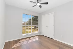 302 Cherokee Trail, Alvarado, TX 76009 - Photo 17