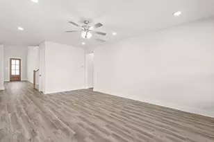 3913 Henley Ln, Garland, TX 75043 - Photo 21