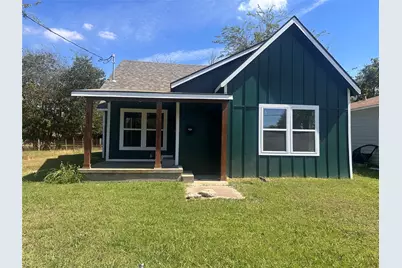 824 N Virginia Street, Terrell, TX 75160 - Photo 1