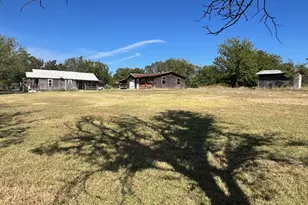 815 W Standifer St, Hamilton, TX 76531 - Photo 19