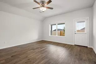 929 Rocket Plane Dr, Fort Worth, TX 76131 - Photo 7