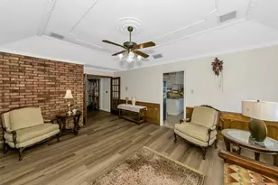 3532 Meadowside Dr, Bedford, TX 76021 - Photo 13