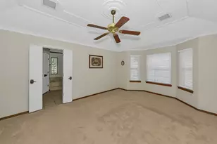 3532 Meadowside Dr, Bedford, TX 76021 - Photo 23