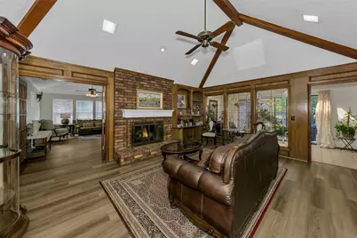 3532 Meadowside Drive, Bedford, TX 76021 - Photo 9