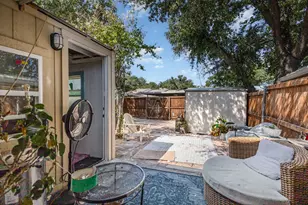 13611 Flagstone Ln, Dallas, TX 75240 - Photo 31