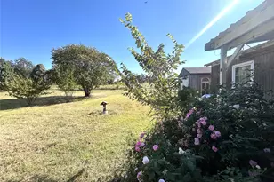 161 Luke Rd, Springtown, TX 76082 - Photo 9