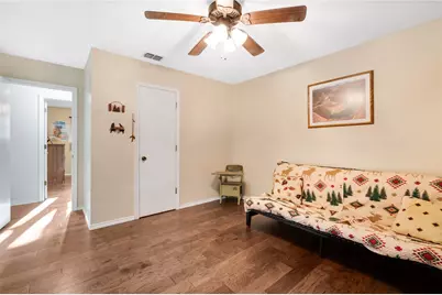 840 S Ridgeway Drive, Cleburne, TX 76033 - Photo 21