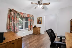 840 S Ridgeway Dr, Cleburne, TX 76033 - Photo 11