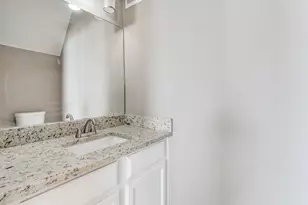 8750 Park Ln, Dallas, TX 75231 - Photo 15