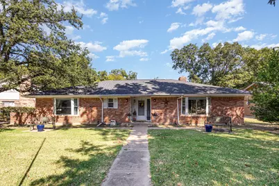 2015 Woods Drive, Arlington, TX 76010 - Photo 1