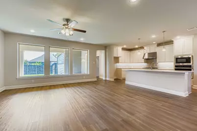 9205 Lamar Street, Rowlett, TX 75089 - Photo 5